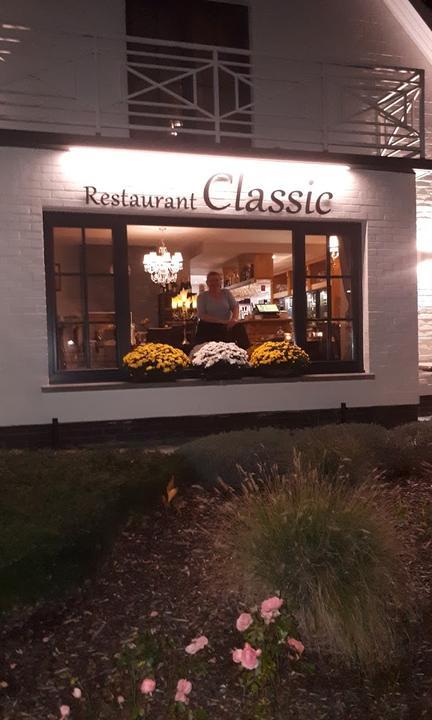 Restaurant Classics & Trends