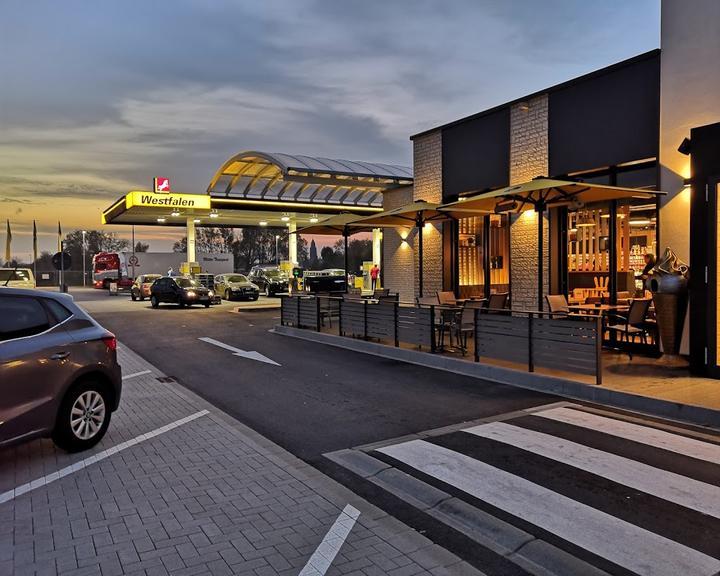 ZUM GLÜCK Food-Court